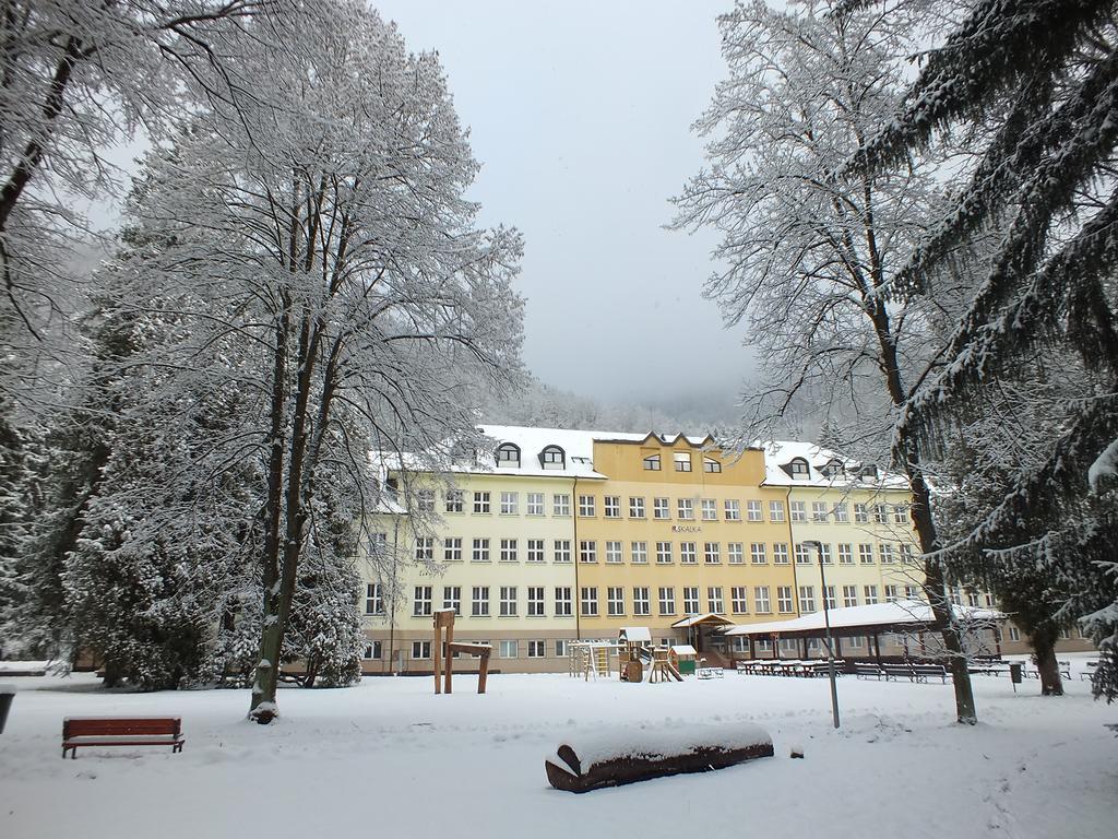 Hotel Skalka Rajecke Teplice Exterior photo